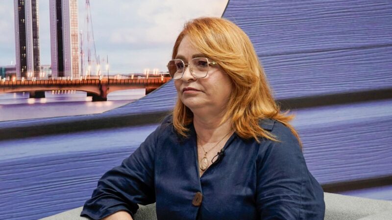 Presidenta do Sintepe Ivete Caetano critica empresas de apostas por comprometerem acesso de jovens ao ensino superior