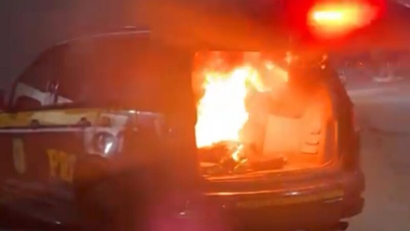 Viatura da PRF é incendiada em frente à Delegacia de Ouricuri e caso repercute na cidade