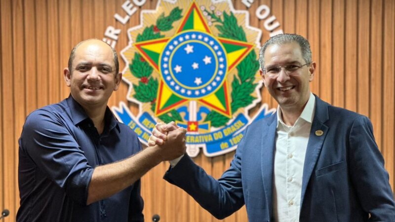 Rogério da Aldeia recebe presidente da UVB-PE e líderes das Câmaras do Araripe