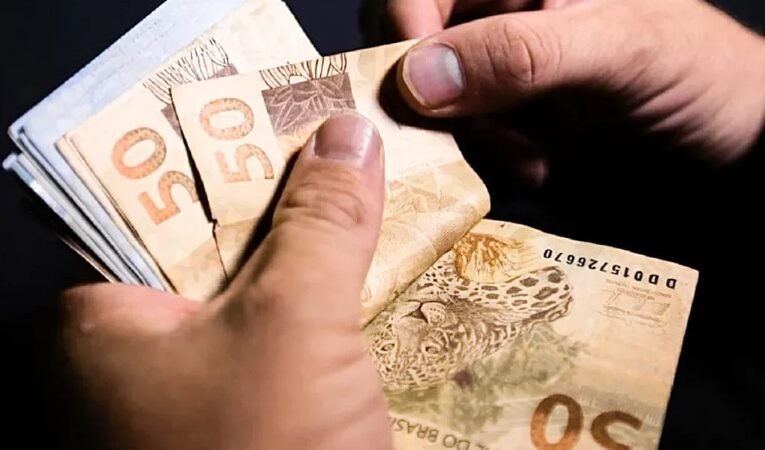 Preços de alimentos caem, inflação perde força e fecha junho em 0,24%