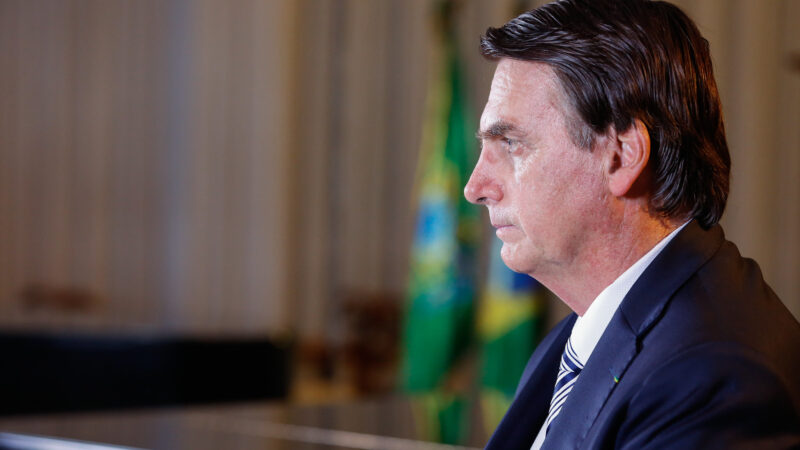 Bolsonaro nega tentativa de fuga e pede revogação da prisão domiciliar