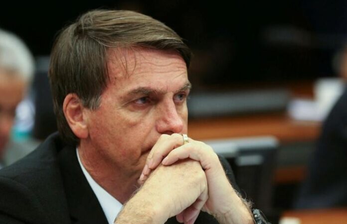 Datafolha: maioria aprova tornozeleira eletrônica em Bolsonaro