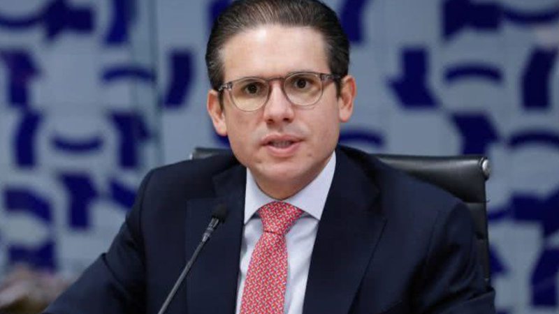 Motta envia pedido de afastamento de 15 deputados após motim na Câmara