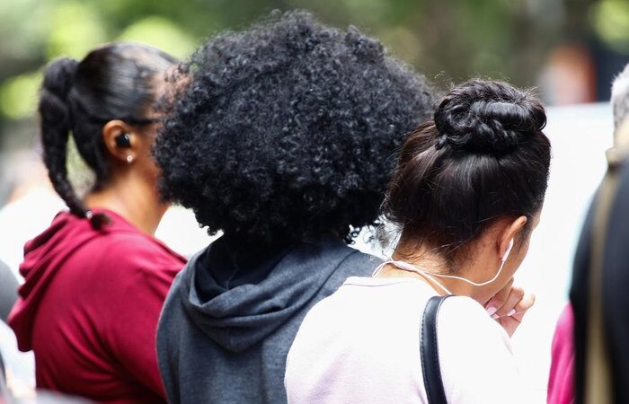 Brasil tem seis milhões a mais de mulheres do que homens
