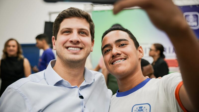 Escolas da Rede Municipal do Recife iniciam programa de monitoria para estudantes do 9° ano