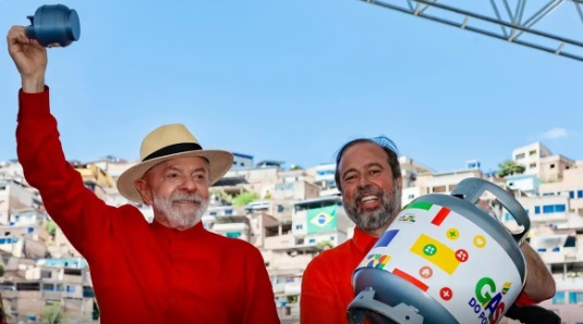 Governo Lula garante gás de graça para 15,5 milhões de famílias