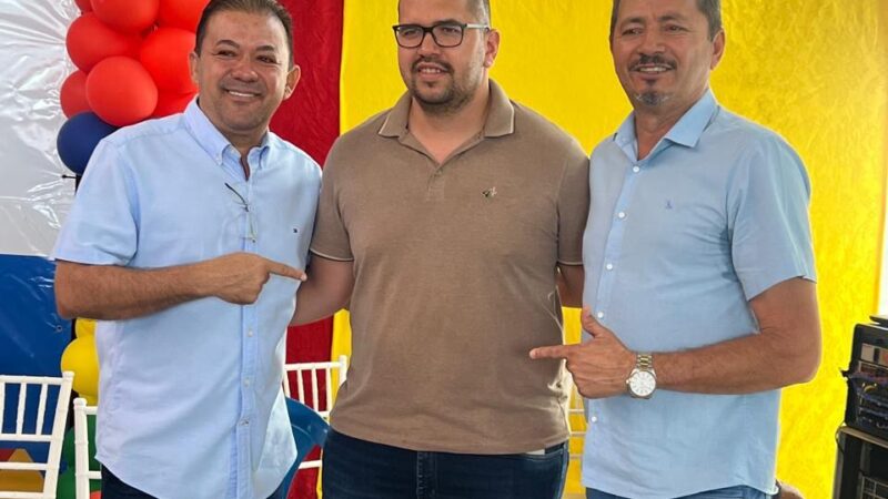 Suplente de vereador Filemon Alencar adere ao grupo do prefeito Evilásio Mateus e anuncia apoio à reeleição da deputada Roberta Arraes