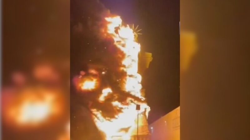 Estátua da Liberdade da Havan é incendiada em Petrolina