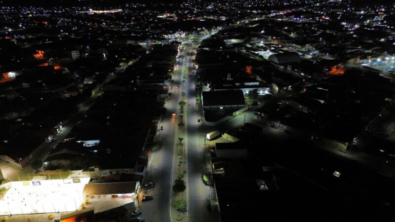 Prefeitura de Ouricuri conclui requalificação da iluminação da Avenida Antônio Pedro da Silva