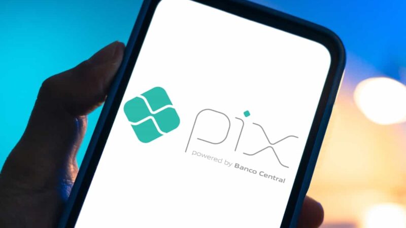 Banco Central informa que Pix registrou novo recorde com 290 milhões de transações nesta sexta