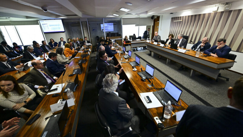 PEC da Blindagem: CCJ do Senado rejeita proposta por unanimidade