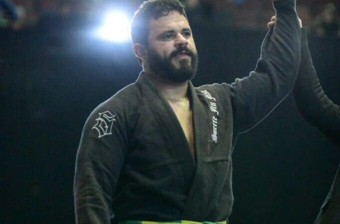 Atleta de Araripina é campeão pan-americano de jiu-jitsu