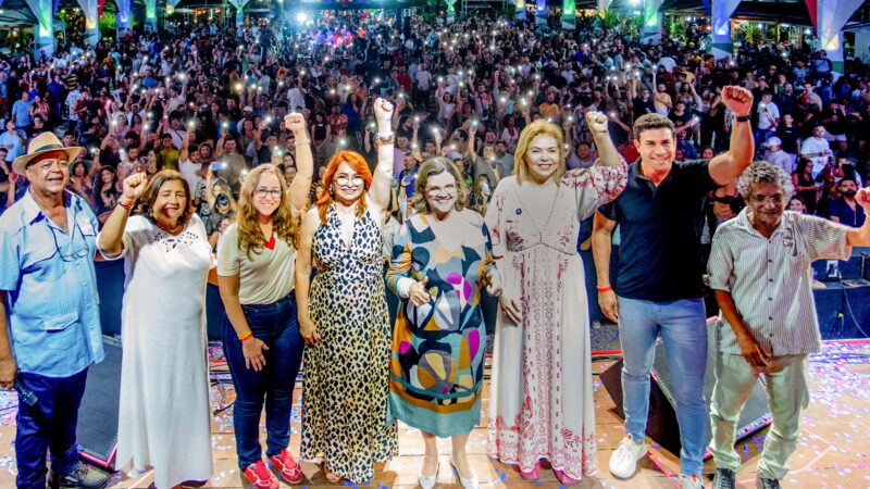 Festa do Trabalhador e Trabalhadora em Educação reuniu mais de 8 mil em noite de celebração