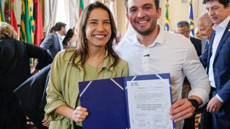 Victor Coelho e Raquel Lyra assinam ordem de serviço para início das obras do Complexo de Polícia Científica e da nova maternidade em Ouricuri