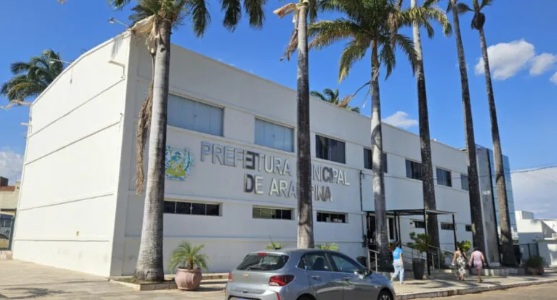 Prefeito de Araripina autoriza pagamento do 13º salário de forma escalonada por mês de aniversário