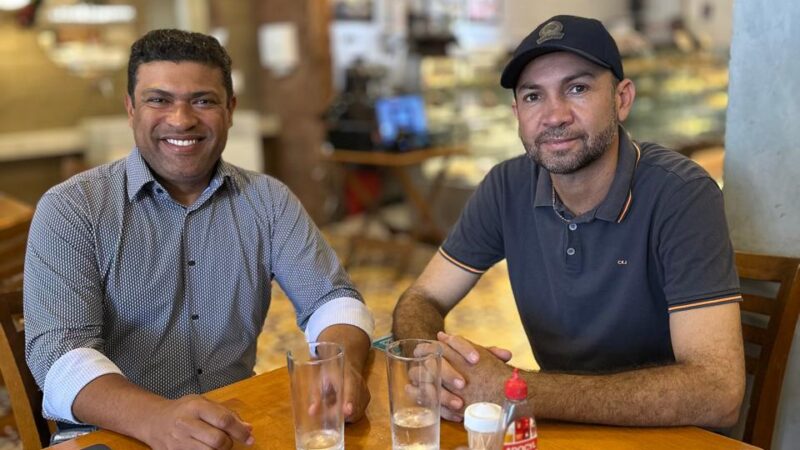 Em Ouricuri, Joel da Harpa tem encontro com Jamerson Oliveira, liderança de Direita