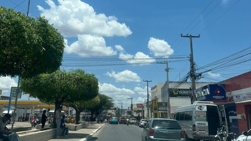 Calor intenso e chance de chuvas marcam o início da semana em Ouricuri