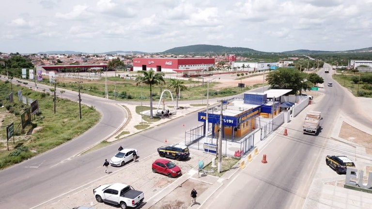 Recorde: PRF registra mais de 10 milhões de condutas irregulares nas BRs em 2025