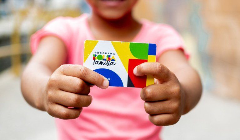 Bolsa Família inicia pagamentos nesta segunda-feira (19/1) a mais de 18,77 milhões de lares