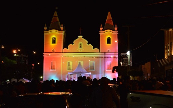Fiéis vivem a expectativa para o início da Festa de São Sebastião em Ouricuri