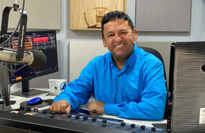 Filiação de Carlos Britto ao PL acontece nesta sexta-feira, dia 20, em Petrolina