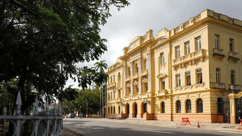 Pernambuco inicia recadastramento de cerca de 130 mil servidores estaduais ativos; veja calendário