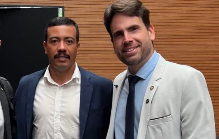 Vereador do Recife, Eduardo Moura se envolve em polêmica ao se aliar a acusado de agressão no Sertão