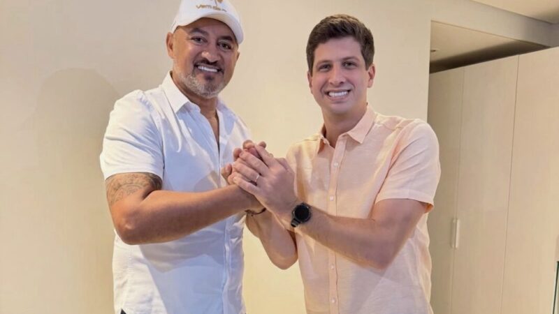 João Campos filia Charlles de Tiringa ao PSB em PE