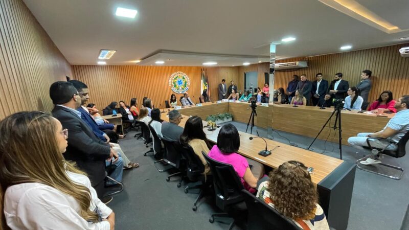 Câmara de Ouricuri realiza sessão solene em homenagem às mulheres