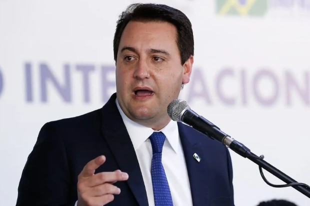 Ratinho Jr. desiste de candidatura à Presidência e seguirá no governo do Paraná