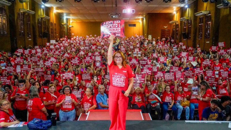 Educação Estadual aprova acordo salarial entre Sintepe e Governo do Estado