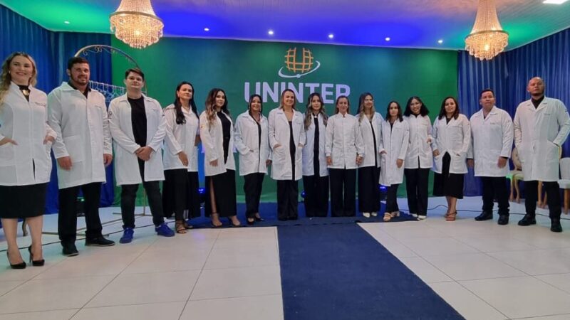 Cerimônia do Jaleco marca momento inédito e reforça inovação da UNINTER em Ouricuri