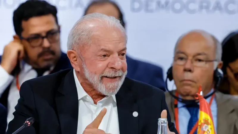 Lula defende fim da 6×1 e diz que ganhos não podem valer só para ricos