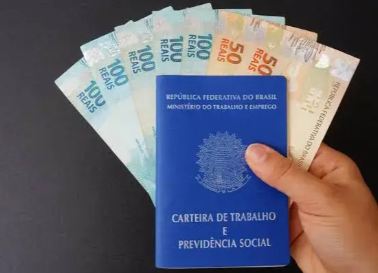 Governo projeta novo salário mínimo para 2027 e valor chama atenção