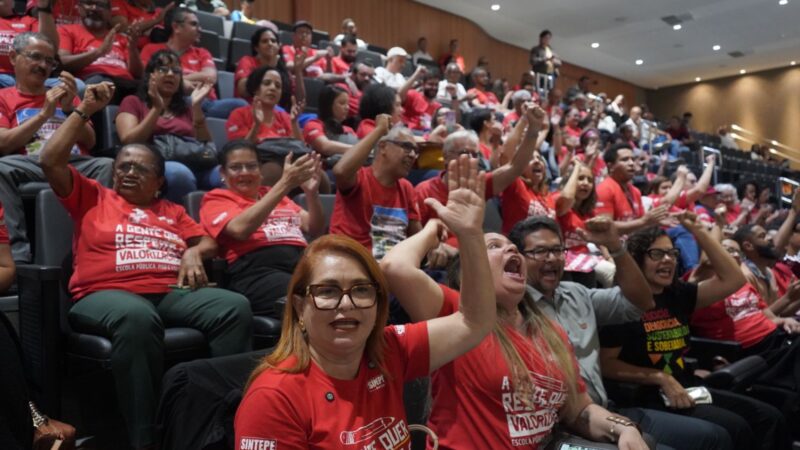 Sintepe conquista vitória na Alepe: pressão da categoria garante aprovação de reajuste e avanços na carreira para 2026