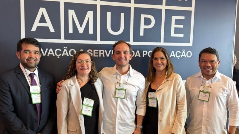 Victor Coelho participa do Congresso Pernambucano de Municípios no Recife