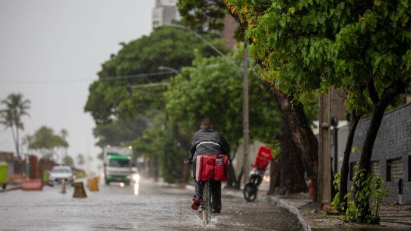 Pernambuco tem sete municípios com chuva superior a 100 mm nas últimas 24 horas, segundo Apac