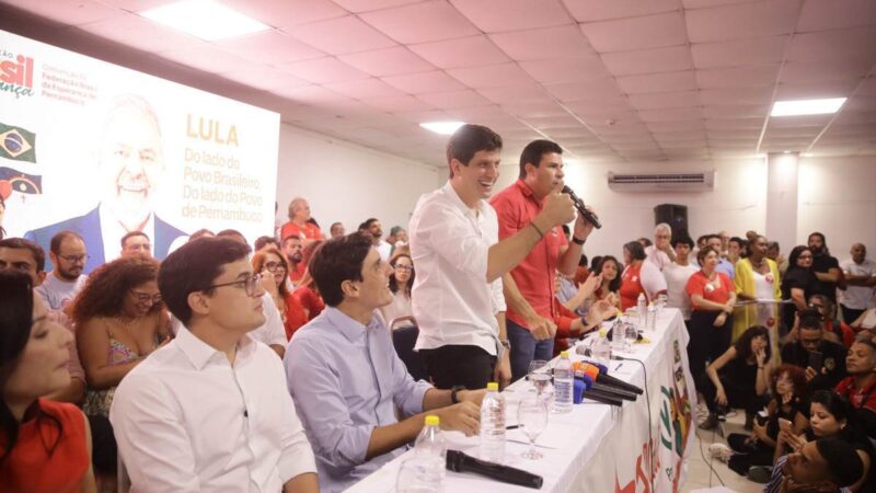 Federação Brasil da Esperança em Pernambuco oficializa candidatos e reforça título de “time de Lula”