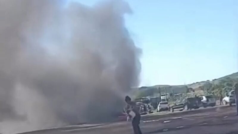 Manifestação do MST bloqueia BR-316 no povoado de Santa Rita, em Ouricuri