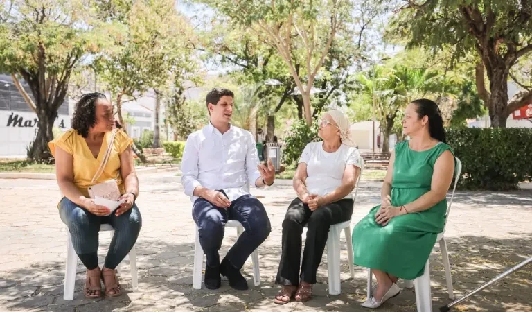 João Campos reforça compromisso de criar Centro de Diagnóstico e Tratamento de Câncer em Serra Talhada