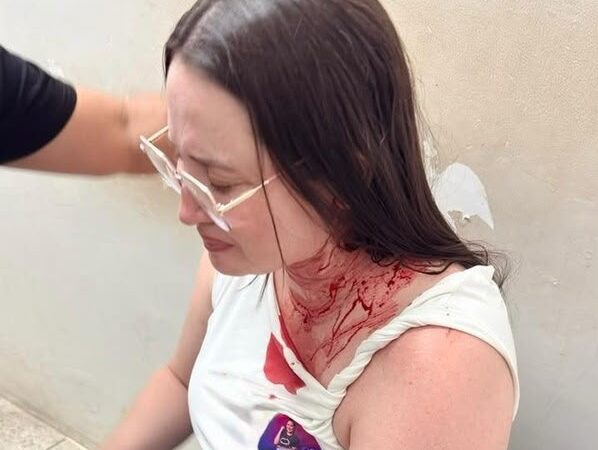 Candidataa deputada estadual do PSOL é atacada com pedra durante caminhada em Ouricuri