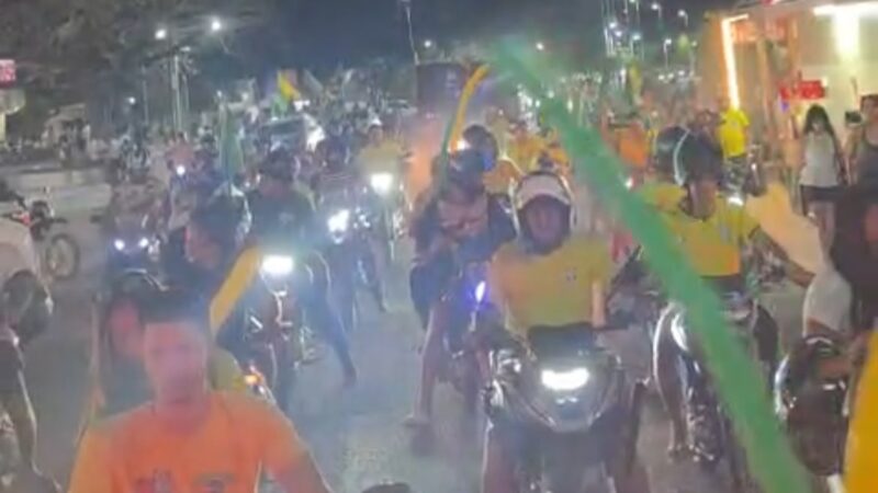 Carreata do Bloco do 22 reúne apoiadores de Flávio Bolsonaro em Ouricuri
