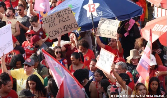 Posts em redes sociais incentivam demissões de eleitores do Lula
